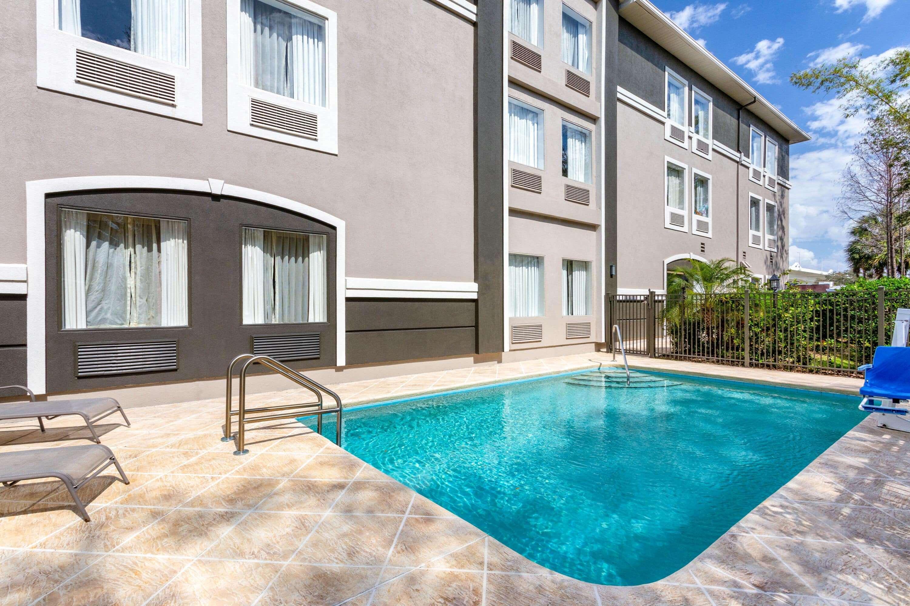 La Quinta By Wyndham Bay Area-tampa South Tampa