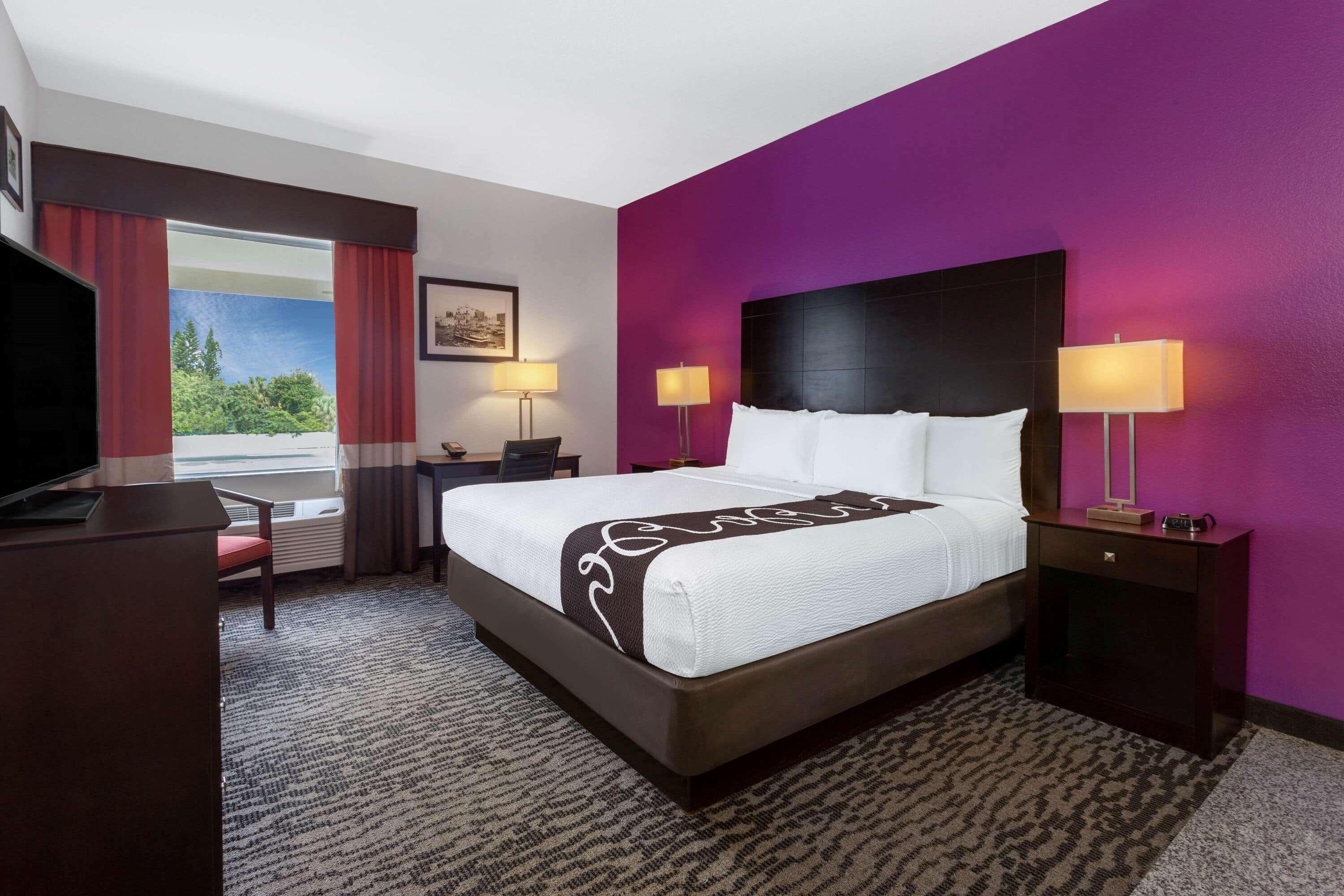 Hotel La Quinta By Wyndham Bay Area-tampa South 3*