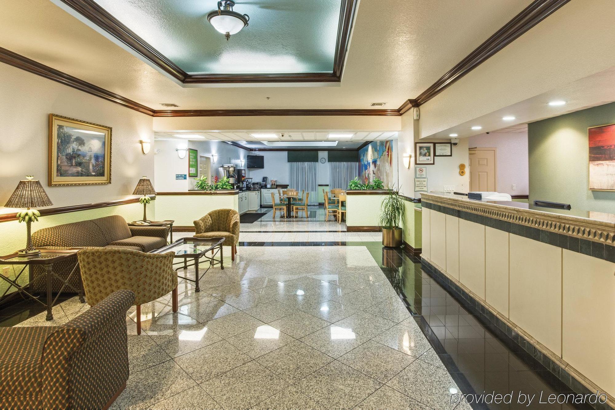 La Quinta By Wyndham Bay Area-tampa South