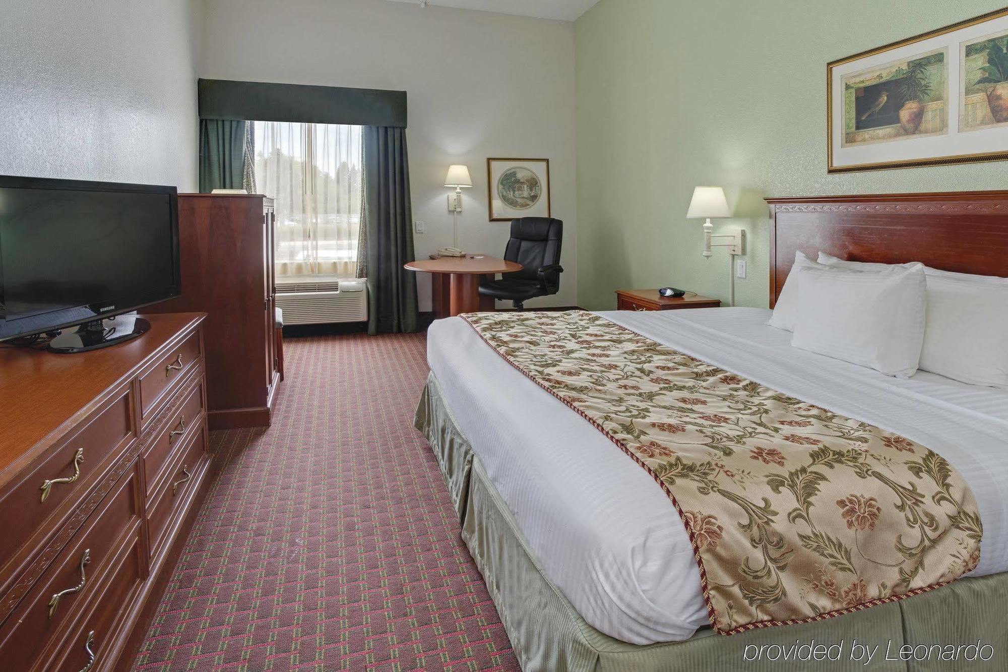 Hotel La Quinta By Wyndham Bay Area-tampa South Tampa